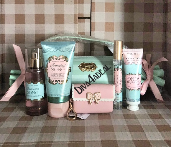 Bath & Body Works SWEETEST SONG CANDY STRIPED Cosmetic Bag 6PC Collection Bundle - Picture 1 of 1